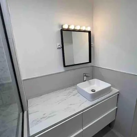 Apartment Ideal For Holidays In The Peace