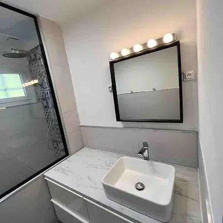 Ideal For Holidays In The Peace *