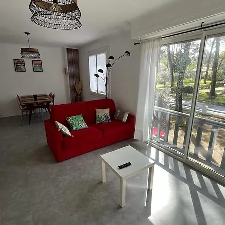 Ideal For Holidays In The Peace